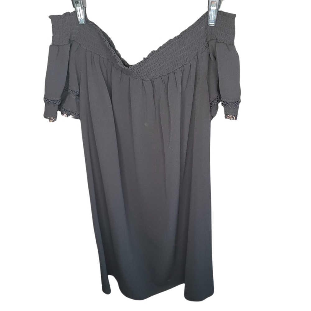 Black off the shoulder dress S